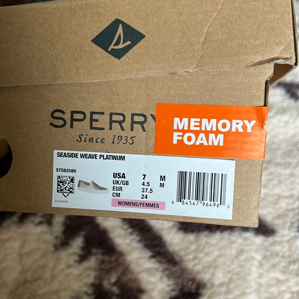 Sperry seaside weave shoes. Platinum, size 7